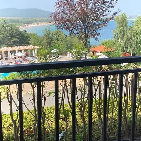 Lovely Two Bedroom Santa Marina Apartament Sozopol